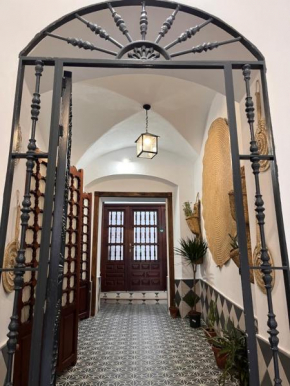 El Patio de María, Bornos